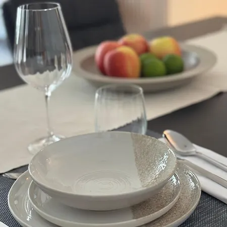 Aqua De Mar * Marbella
