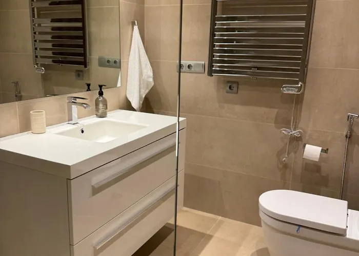 Aqua De Mar Daire Marbella